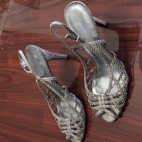 Calvin Klein silver sandals - Picture 2 of 4